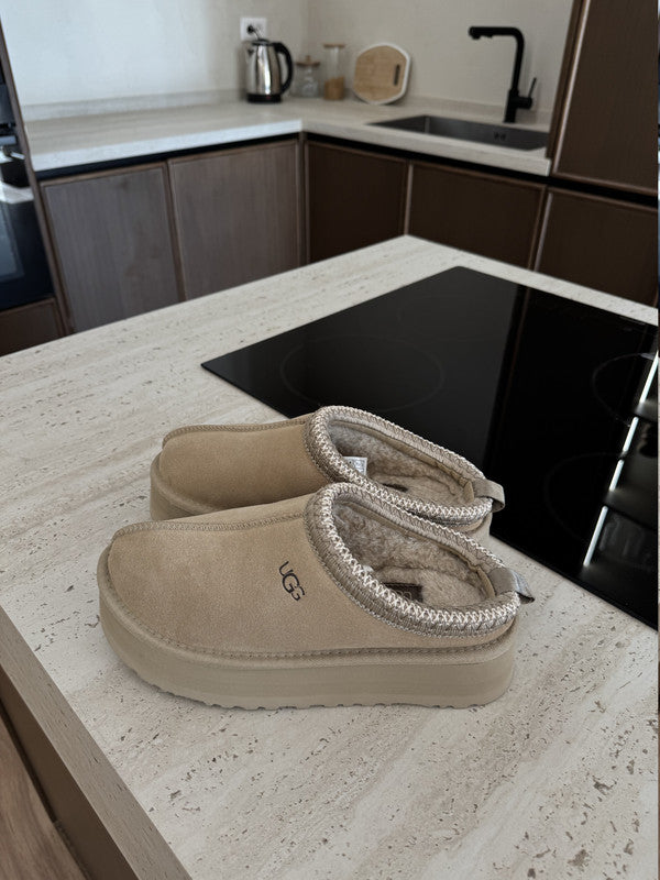 UGG TAZZ BEIGE